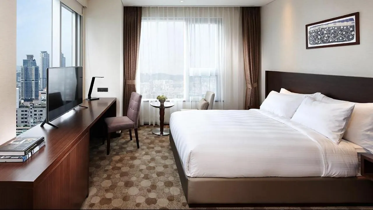 Lotte City Hotel Ulsan 3*,