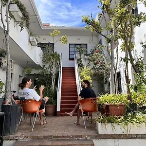 https://long-street-backpackers-adults-only.hotels-capetown.com